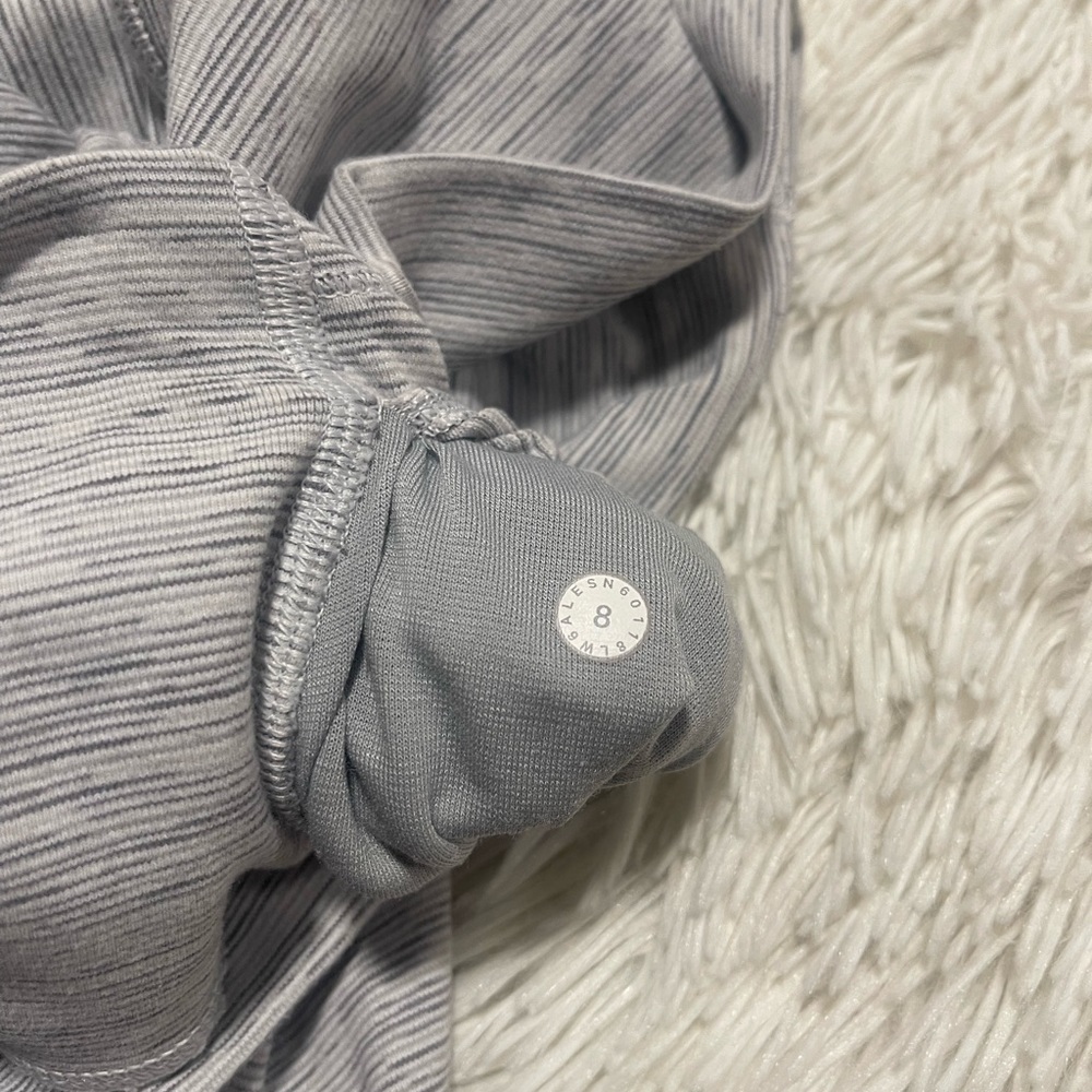 Lululemon" Wunder Under Crop Hi Rise *21" - Picture 16 of 16